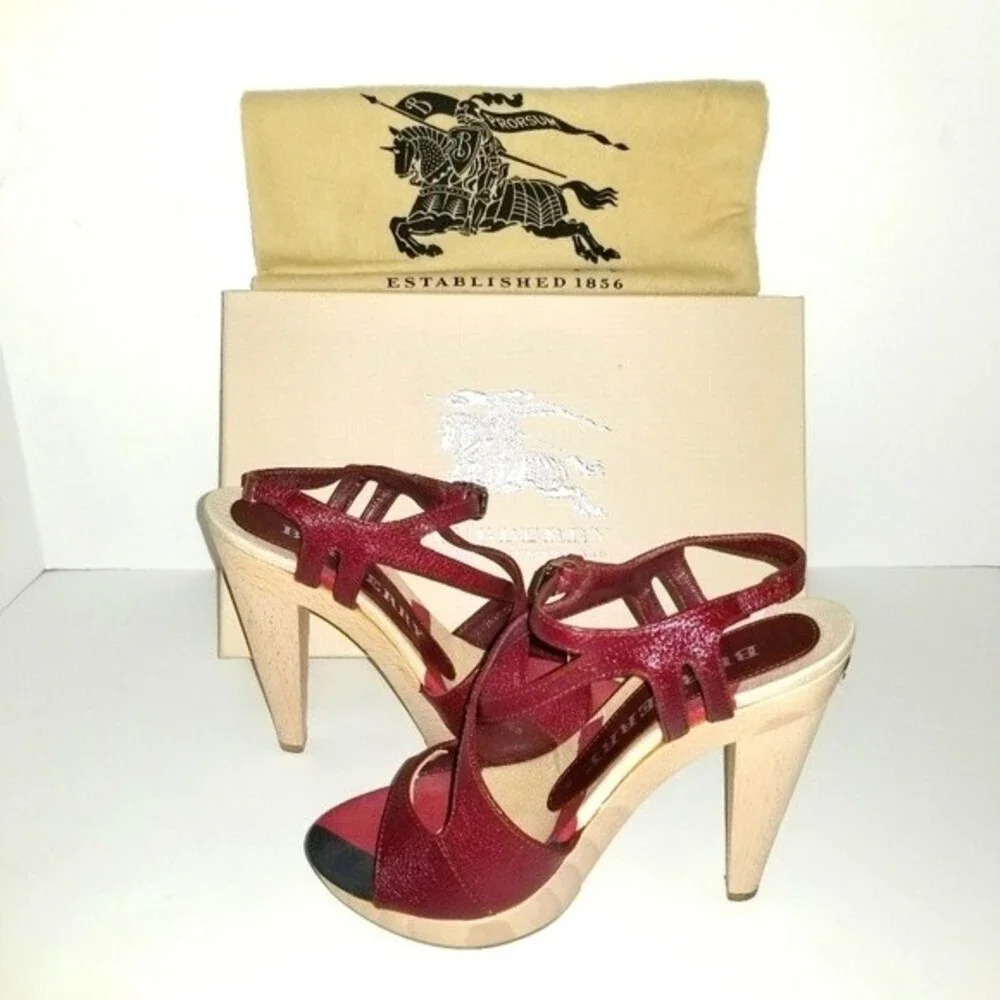 Burberry 36.5 Criss-cross Leather Platform Sandals Made In Italy